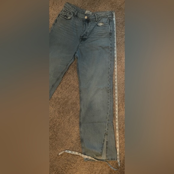 We the Free Jeans
Free people movement jeans 
Size 28 - Picture 9 of 9